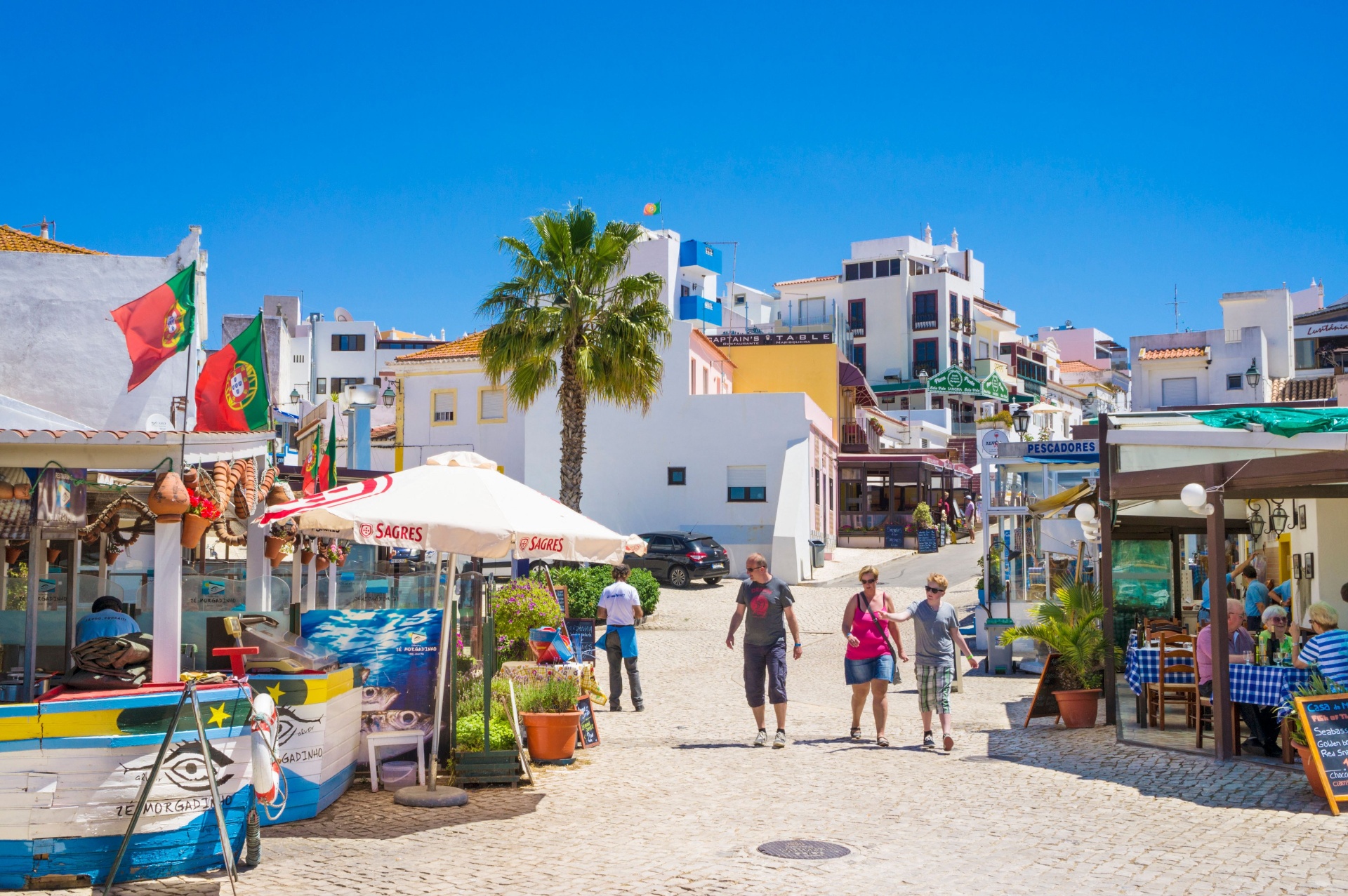 Beachfront 2-Bed Apartment in Alvor | Alvor Sereno